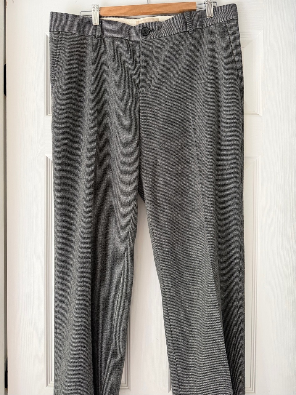 Banana Republic Martin Fit Herringbone Gray Dress Pants